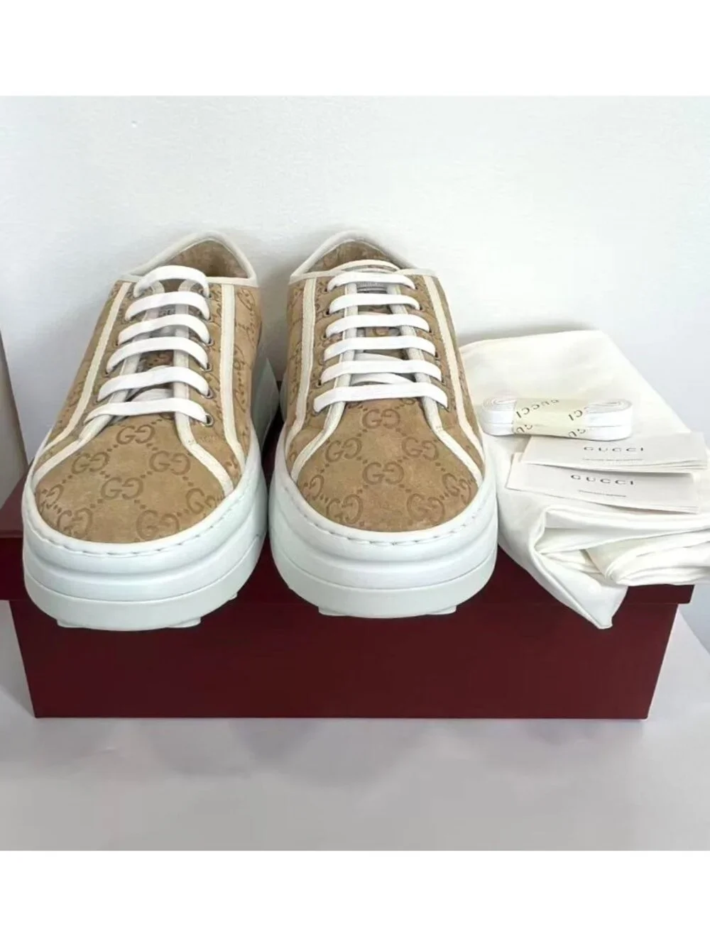 Gucci Women’s Tennis 1977 Trek GG Suede Platform Sneakers Buttersco EU40 796294